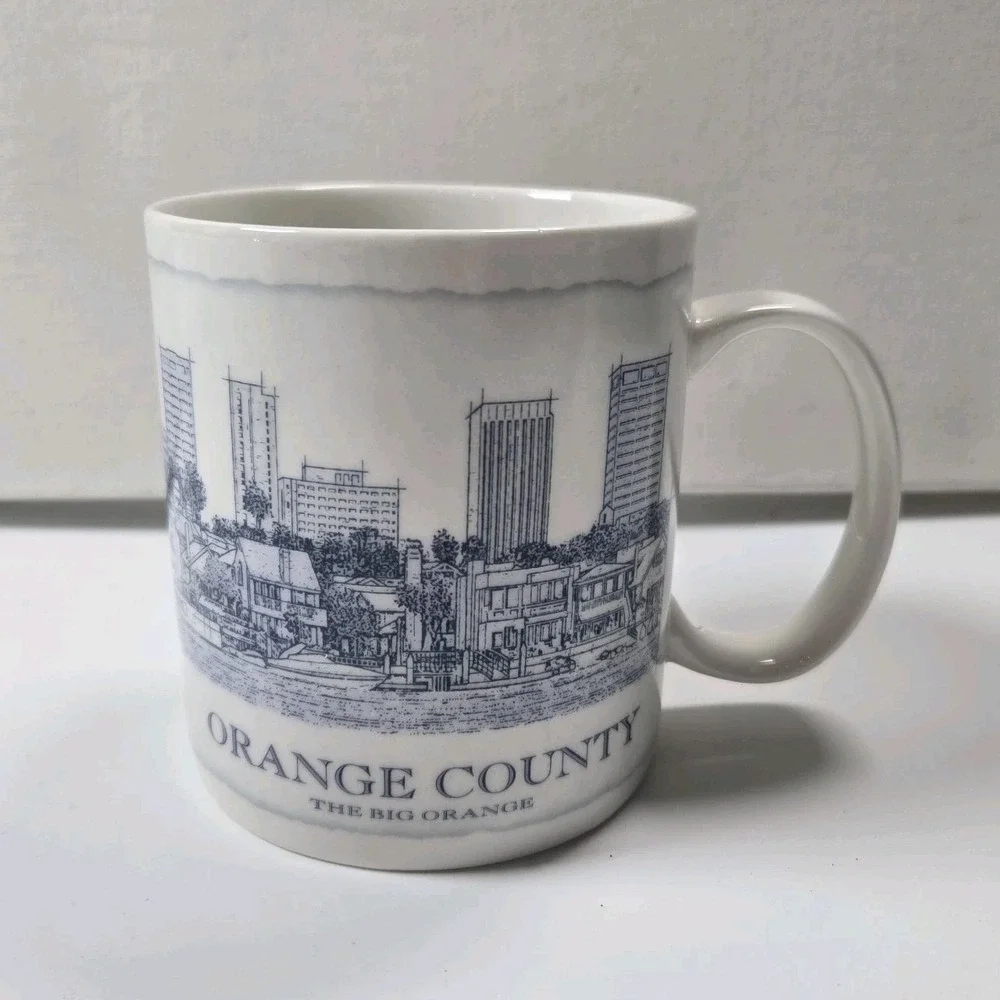 Starbucks 2006 Architecture Collectors Series Orange County Coffee Tea Mug Cup